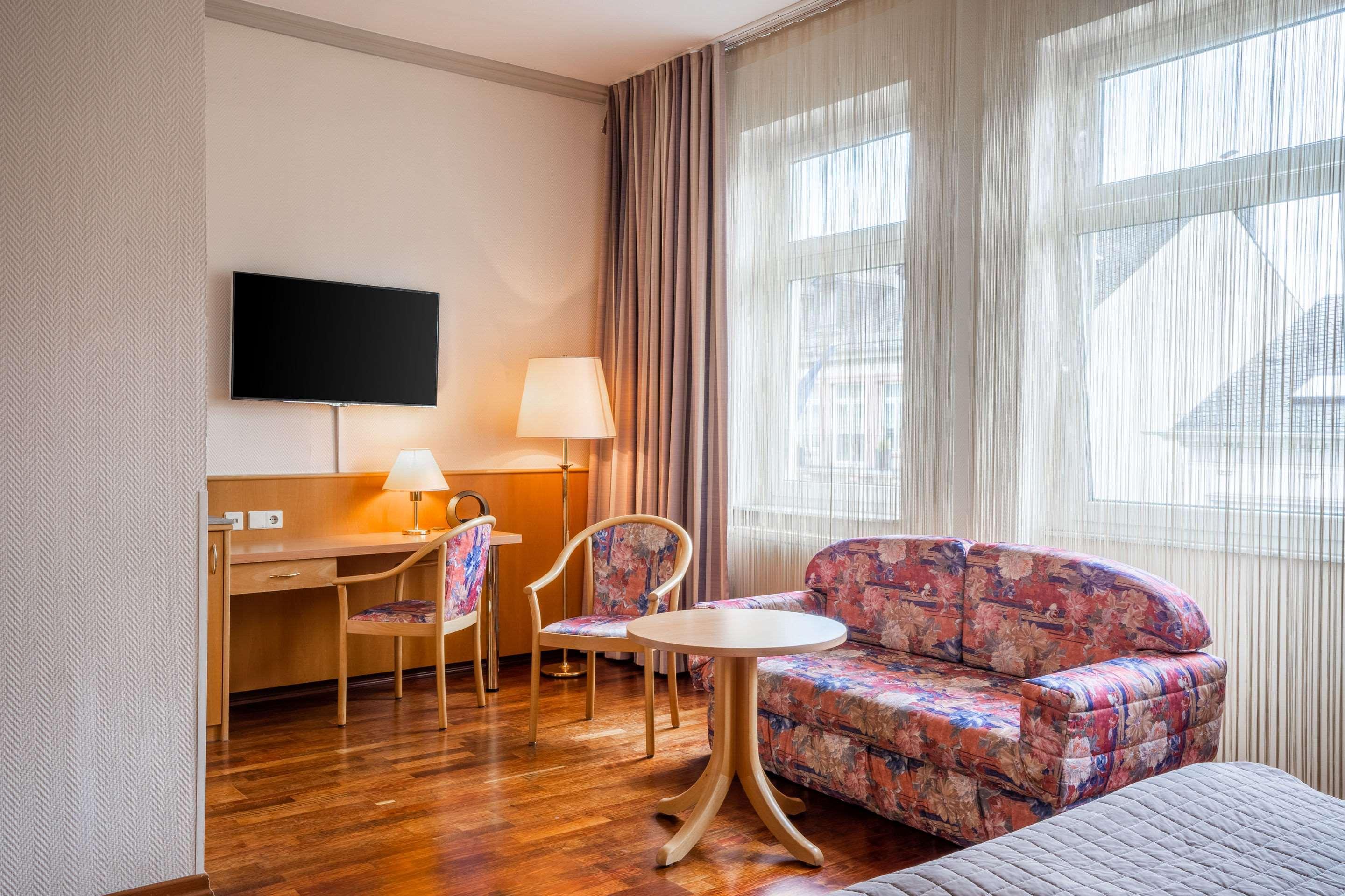 Komfort Hotel Am Kurpark Bad Homburg vor der Hoehe Exterior photo