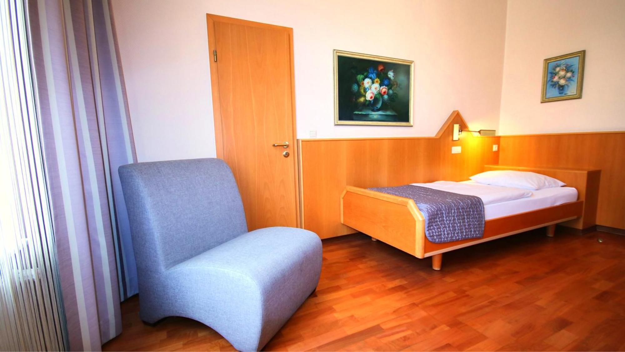 Komfort Hotel Am Kurpark Bad Homburg vor der Hoehe Exterior photo